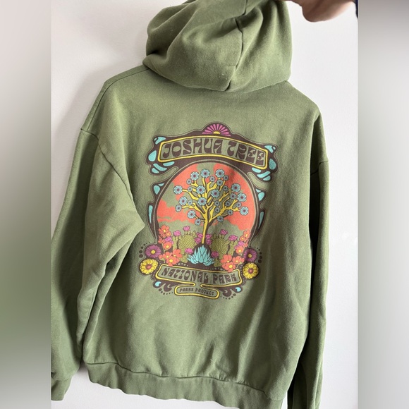 Parks Project Joshua Tree Bloom Hoodie XL Gorpcore Nature Graphic green - Picture 5 of 7